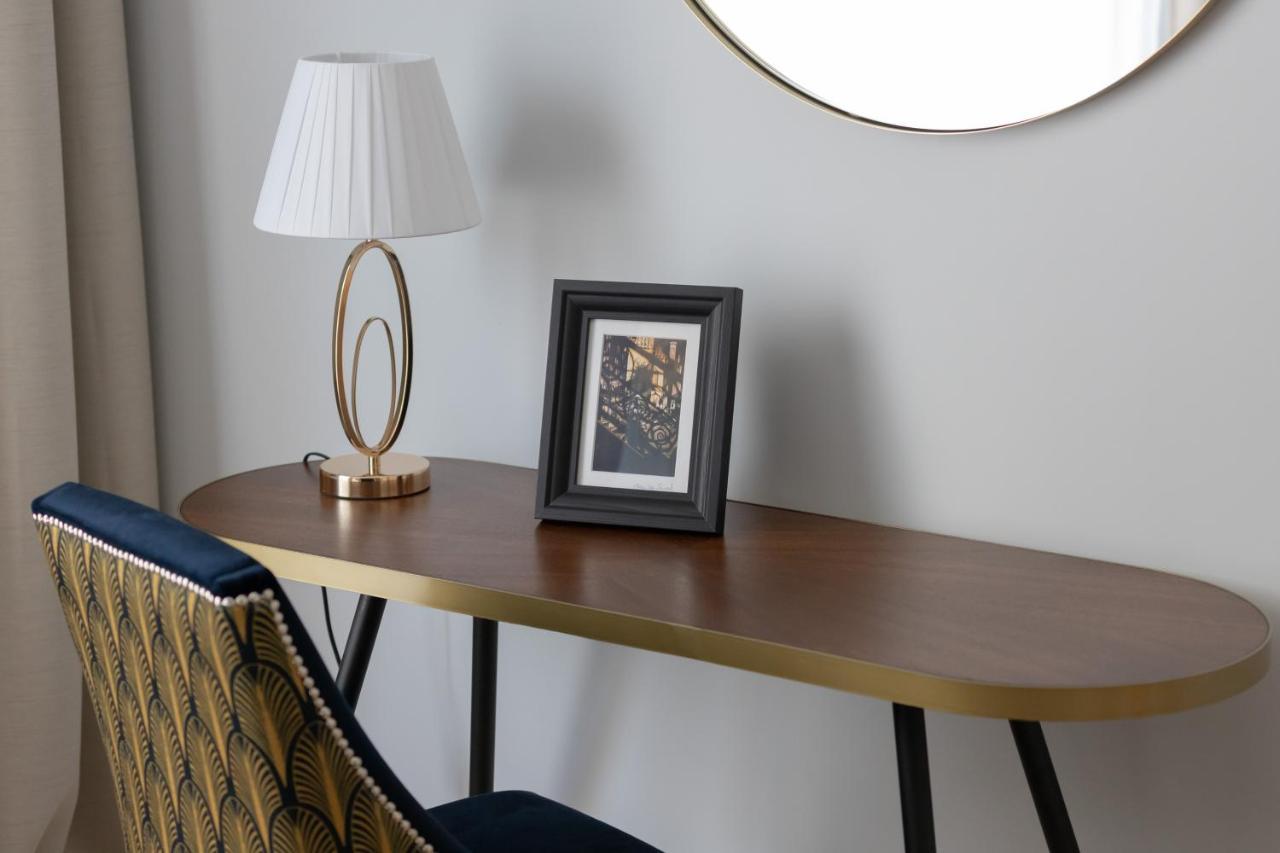 Stylish Atol Apartment With Free Parking In The Heart Of Gdansk By Noclegi Renters Bagian luar foto